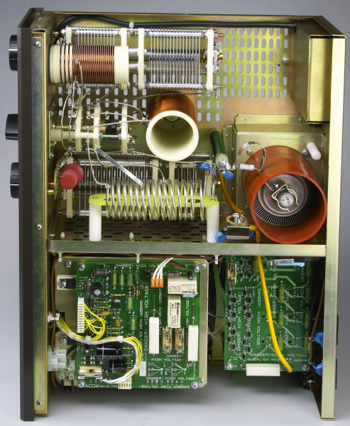 Acom 1010 (700W, 160-10m)